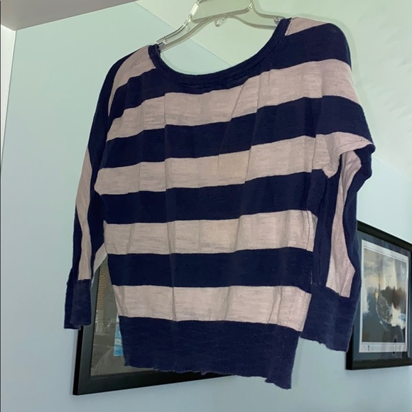 Cropped sweater - Picture 2 of 3